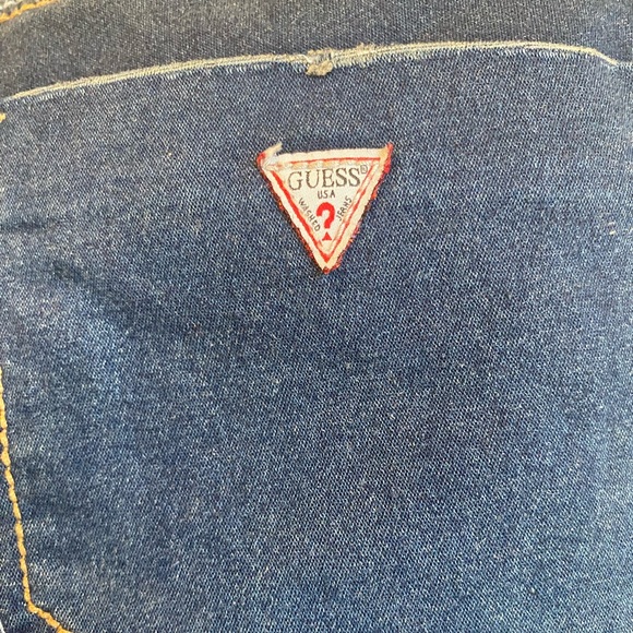 Low rise Guess Jean - Picture 3 of 5